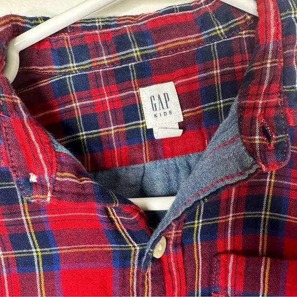 GAP kids plaid button down shirt - Picture 2 of 6